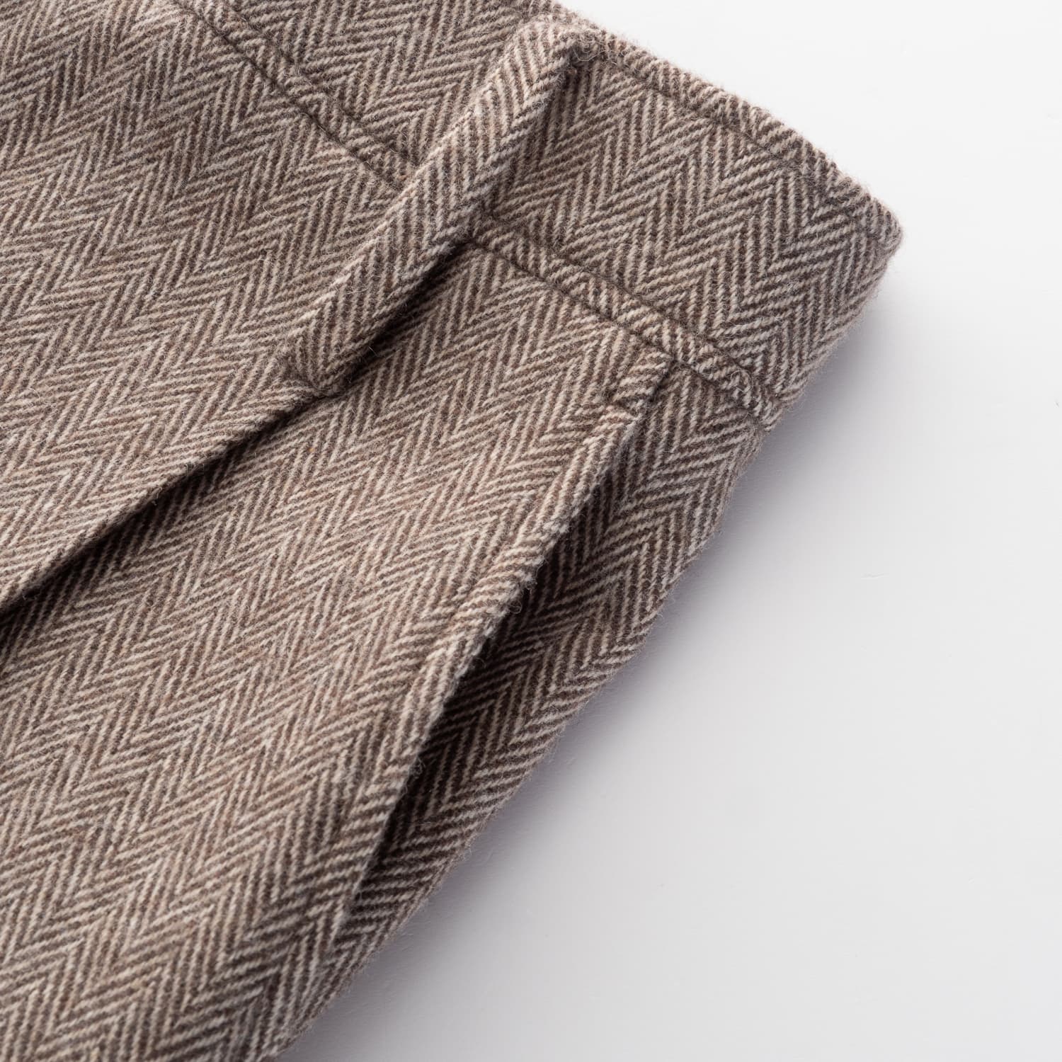 Wollhose mit Fischgrätmuster