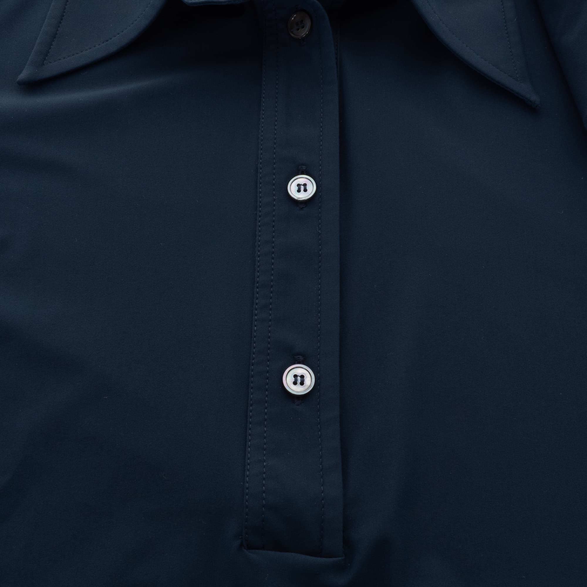 Polo-Bluse aus Stretch-Jersey