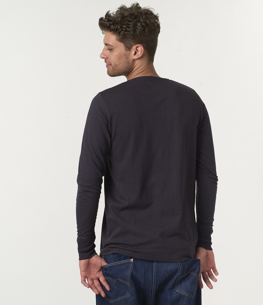 merz-102-henley-98-charcoal-3