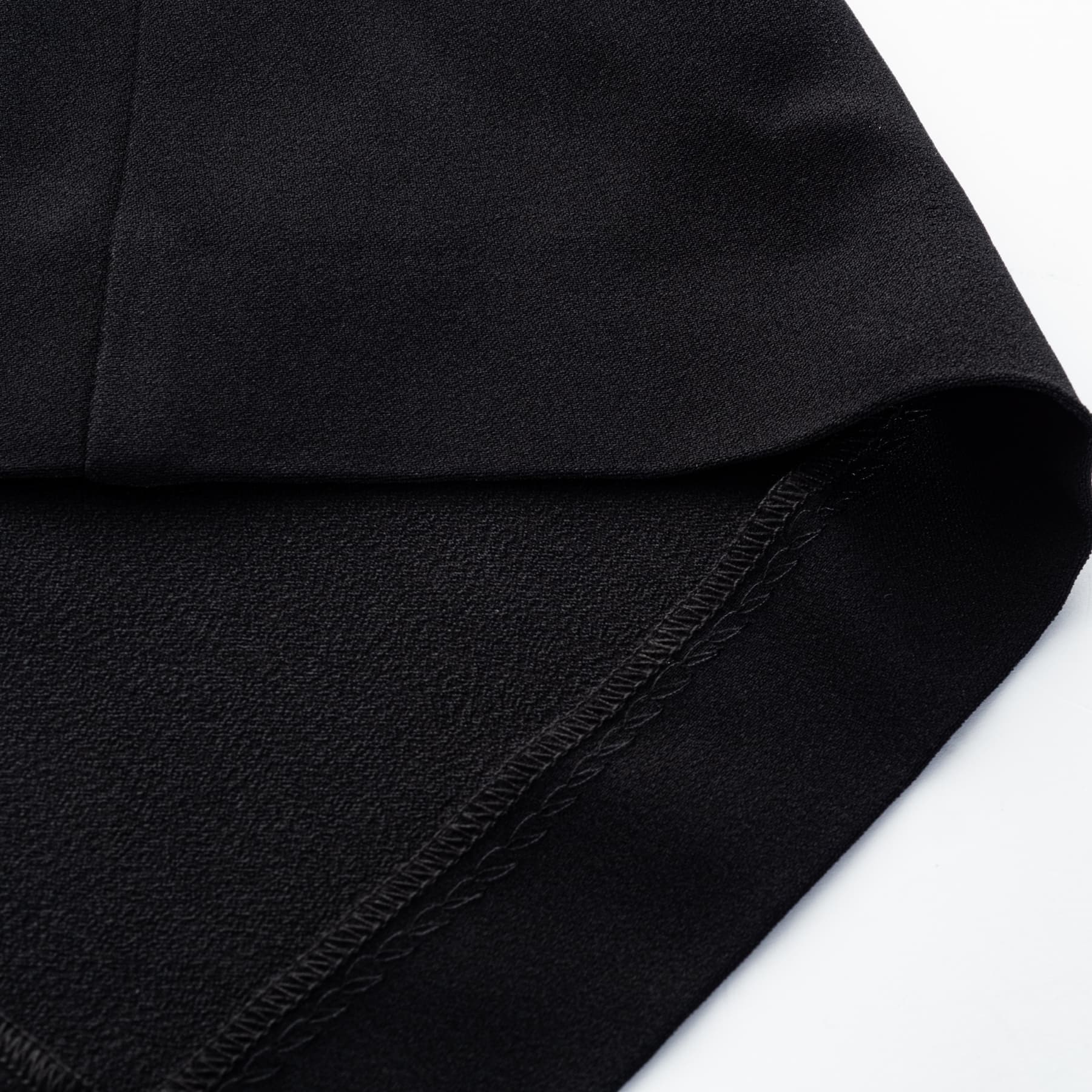 Schwarzes Shift Kleid