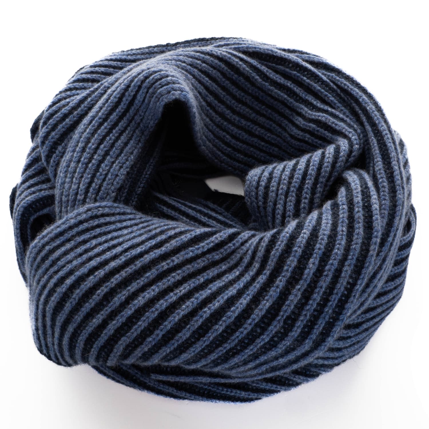 William-Lockie-lesley-plated-scarf-cosmos-lapis-1-von-2 william-lockie-lesley-plated-scarf-cosmos-lapis-1-von-2