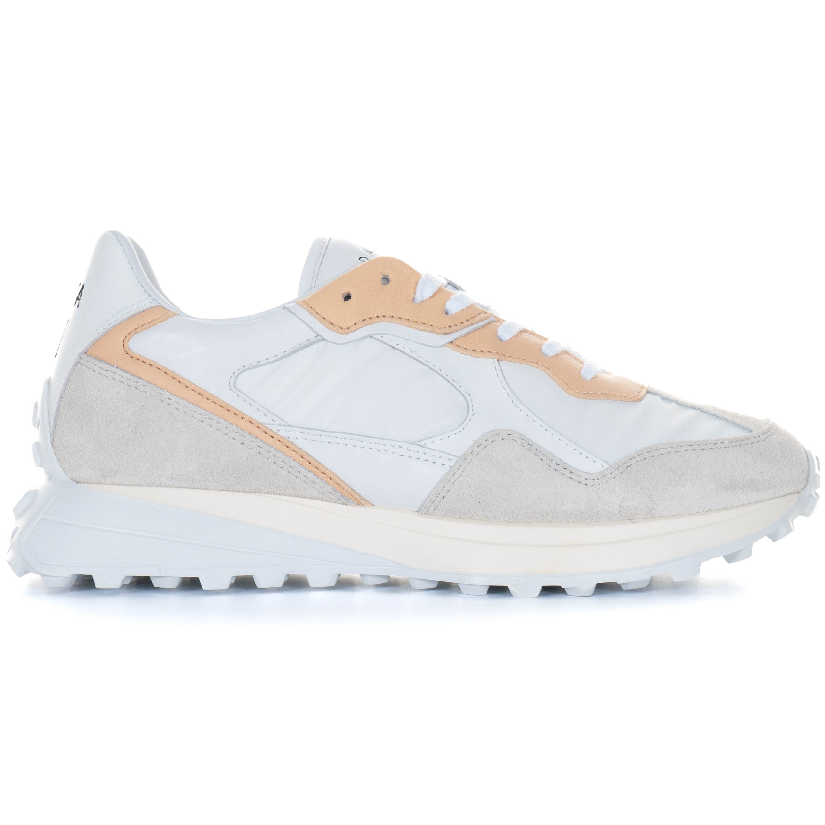 DATE-w381-vt-ny-wi-wi-vetta-nylon-1-von-7 date-w381-vt-ny-wi-wi-vetta-nylon-1-von-7