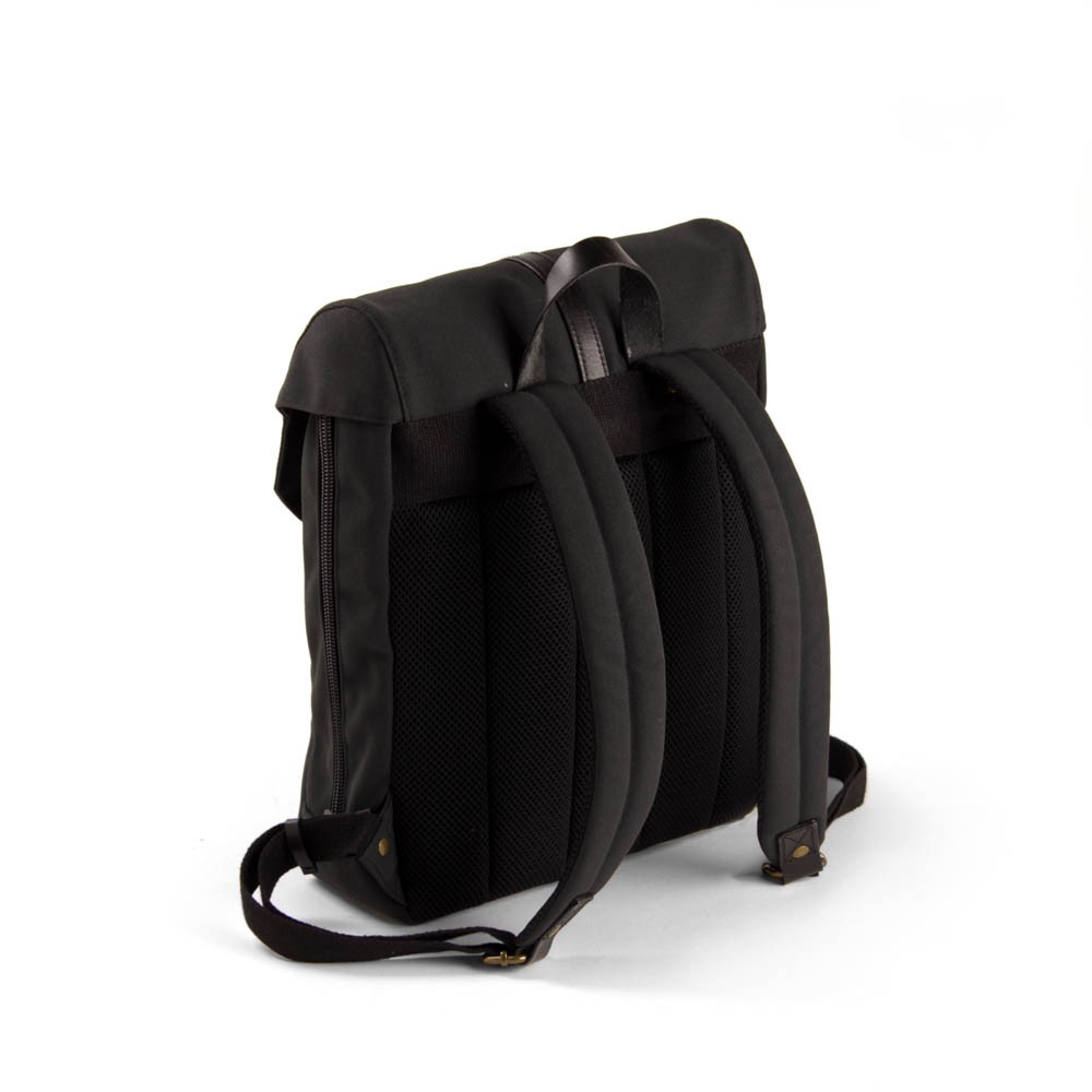 charlie_backpack_midnight_black_black_back01_8719322703385_pob_72dpi charlie_backpack_midnight_black_black_back01_8719322703385_pob_72dpi