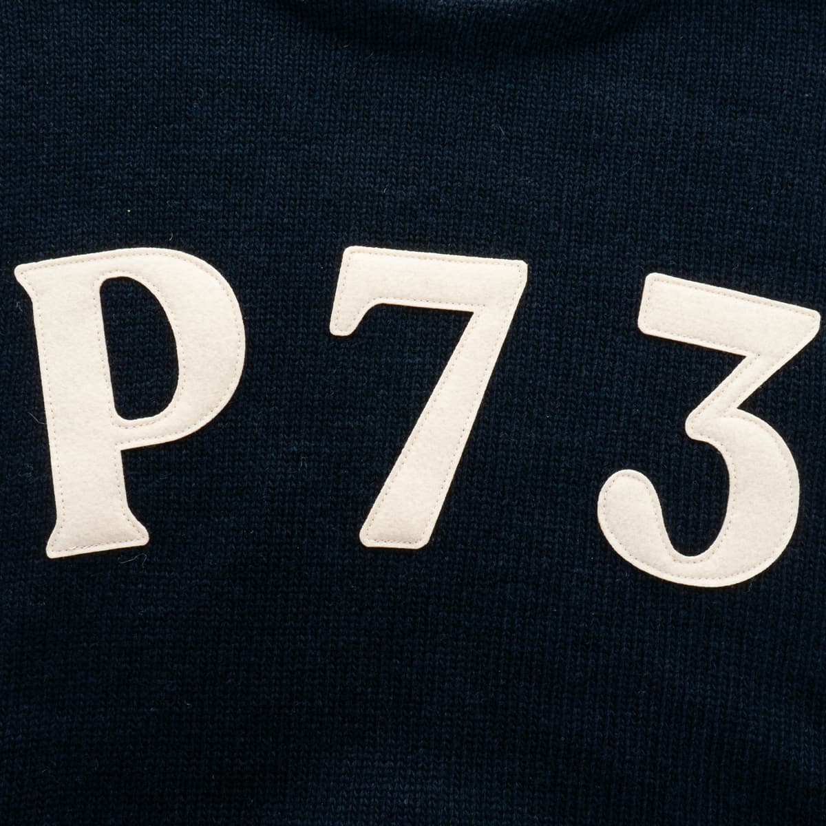 phi-petter-1023211-99-5-von-6