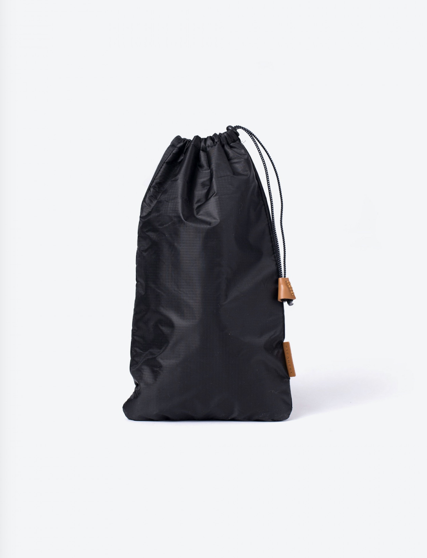 Cirrus-No-2-Hand-Steamer-Black-4 cirrus-no-2-hand-steamer-black-4