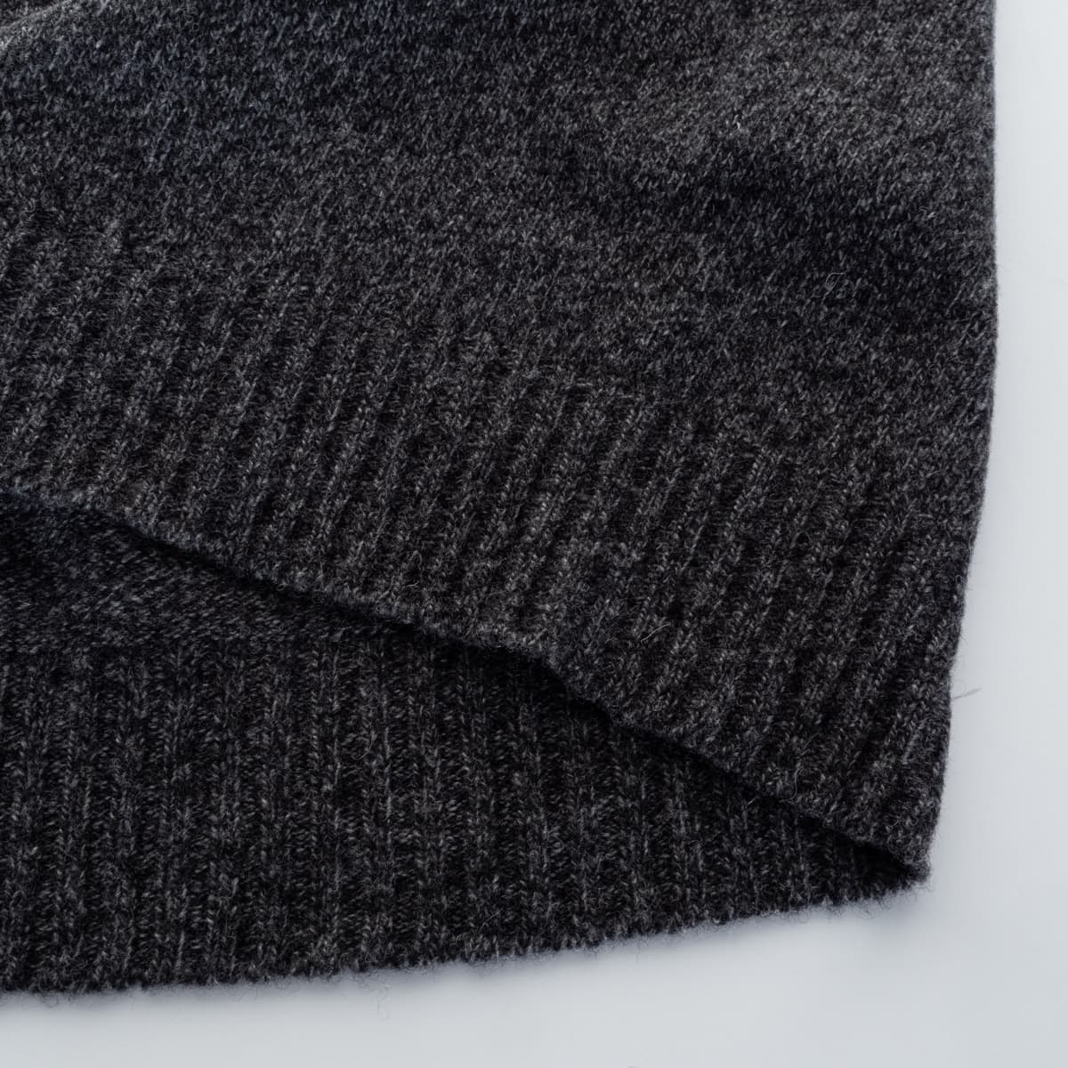 Strickrolli aus Schurwolle & Kaschmir