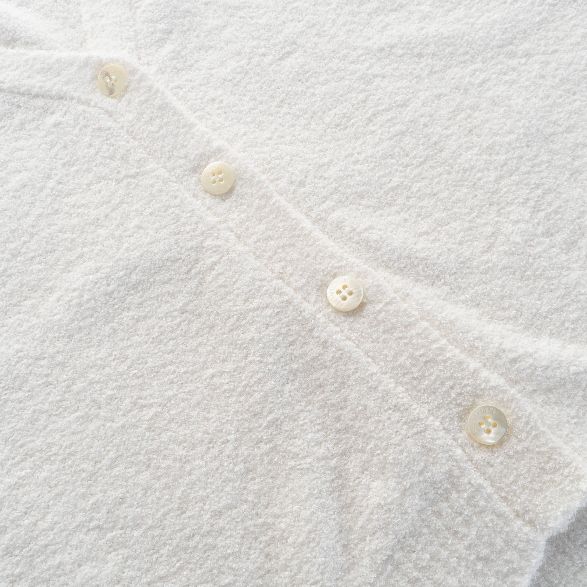 Bouclé-Cardigan Kurzarm