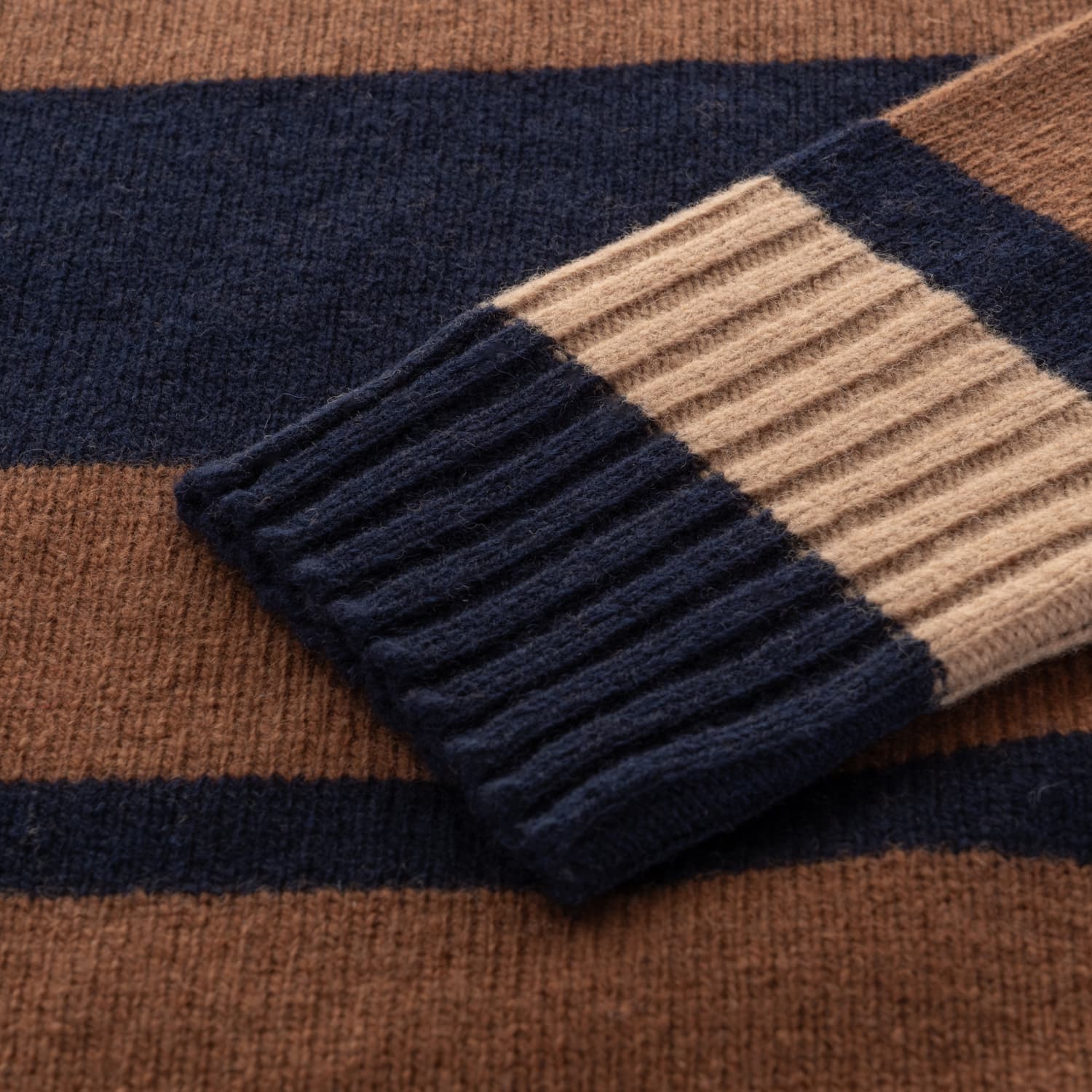 Strickpullover Geringelt