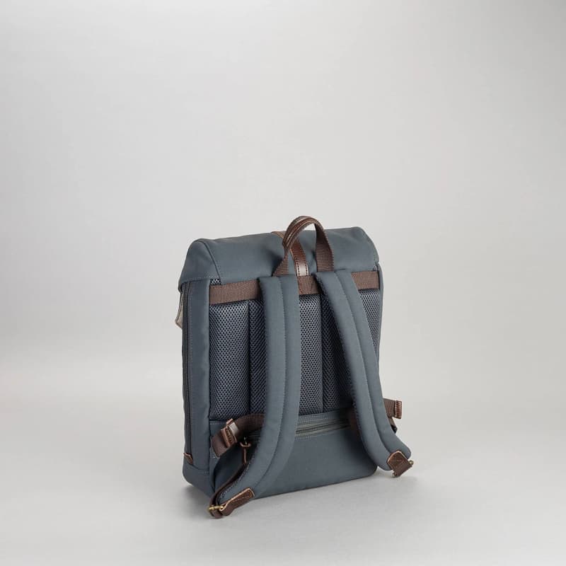 Charlie 12H Blue