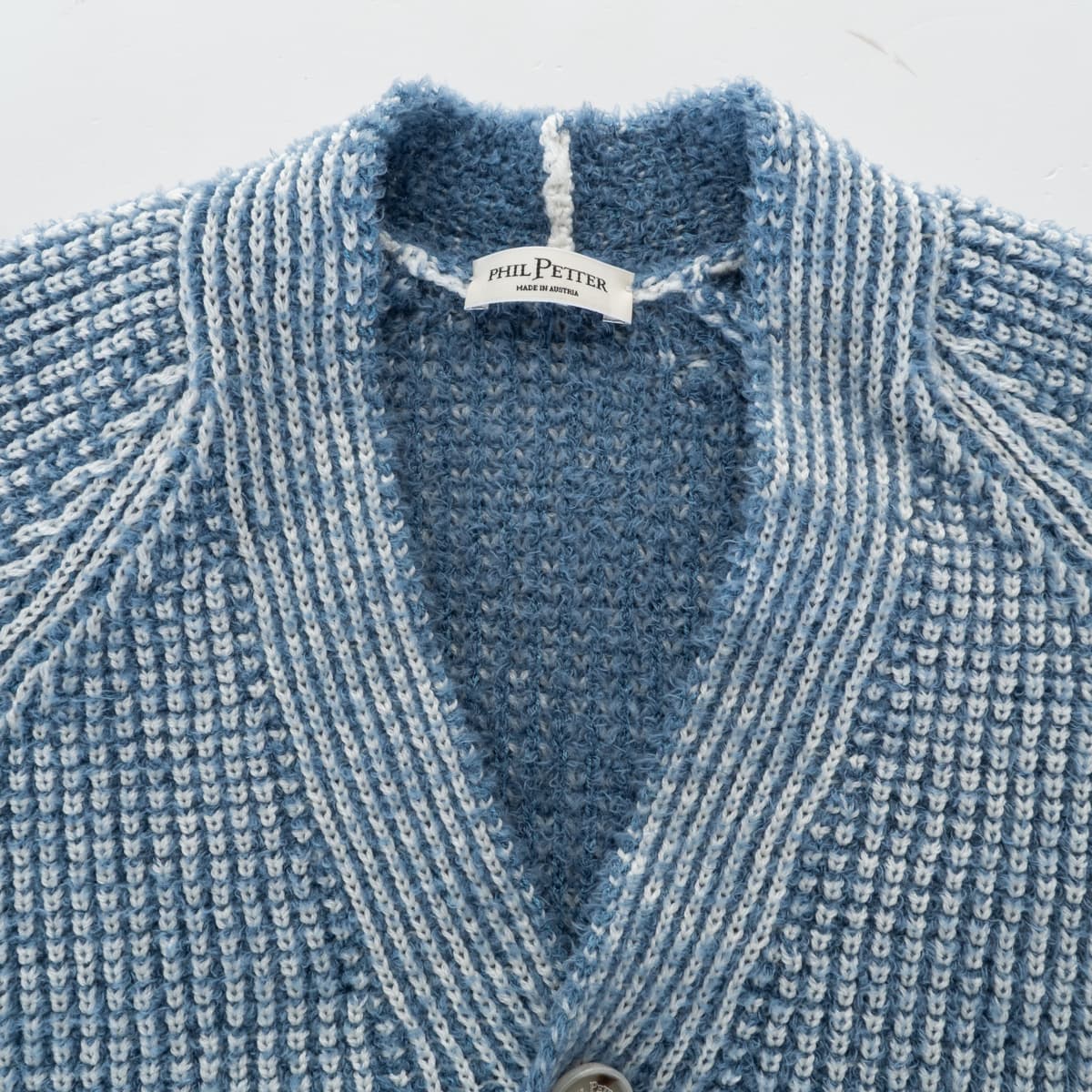 Strickjacke Flauschperlfang Hellblau
