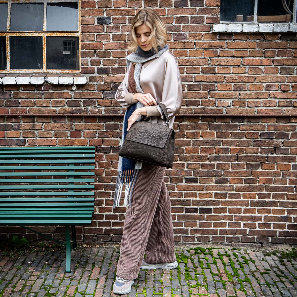 Sveva Cocco Nabuk Handtasche Chocolate