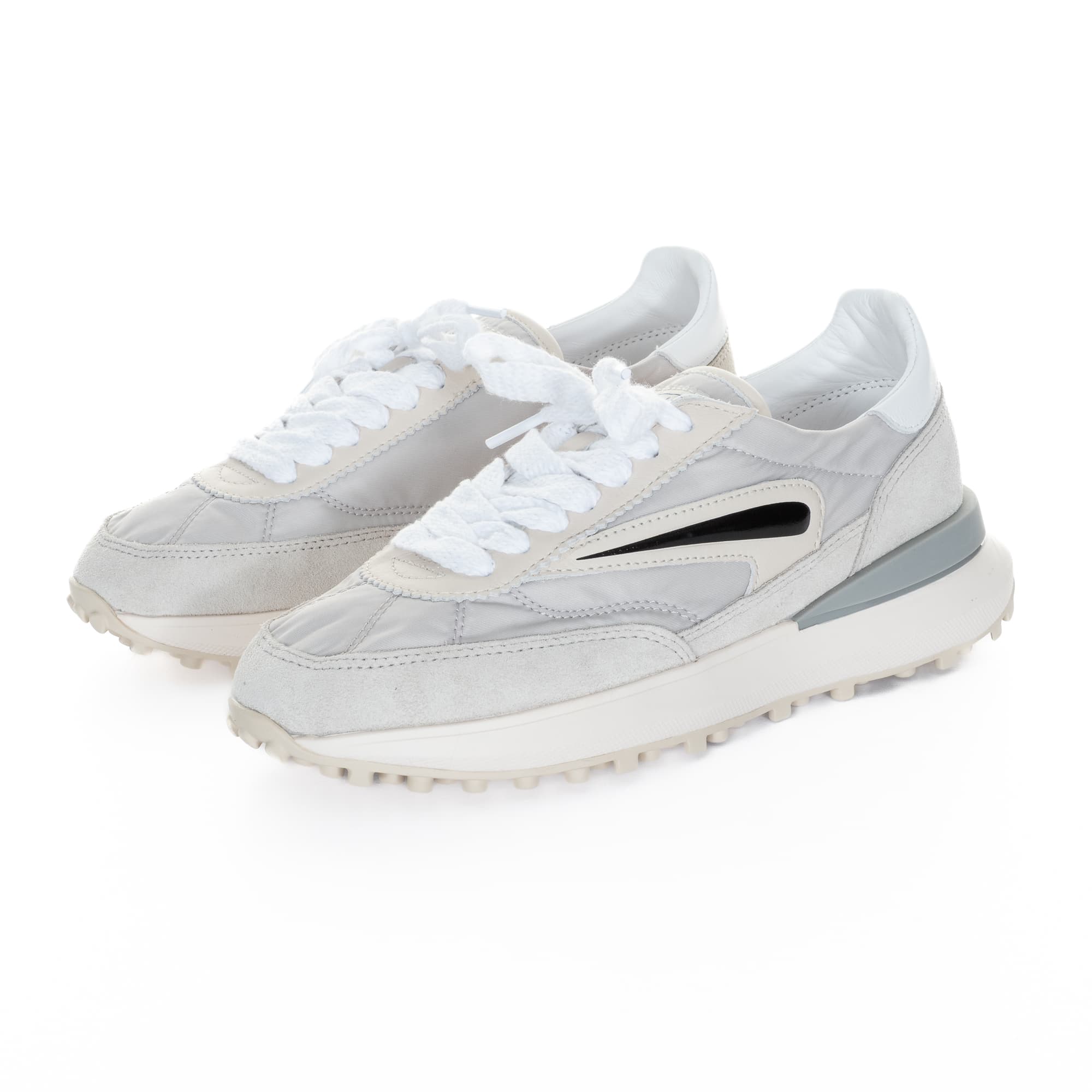Sneaker Athleta Nylon Light Grey