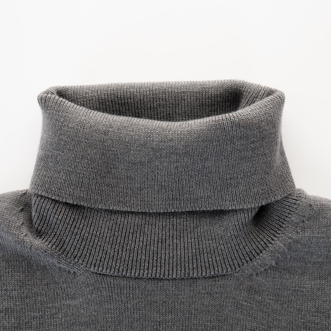 borelio-charles-turtleneck-ka01-26-1-von-3-2